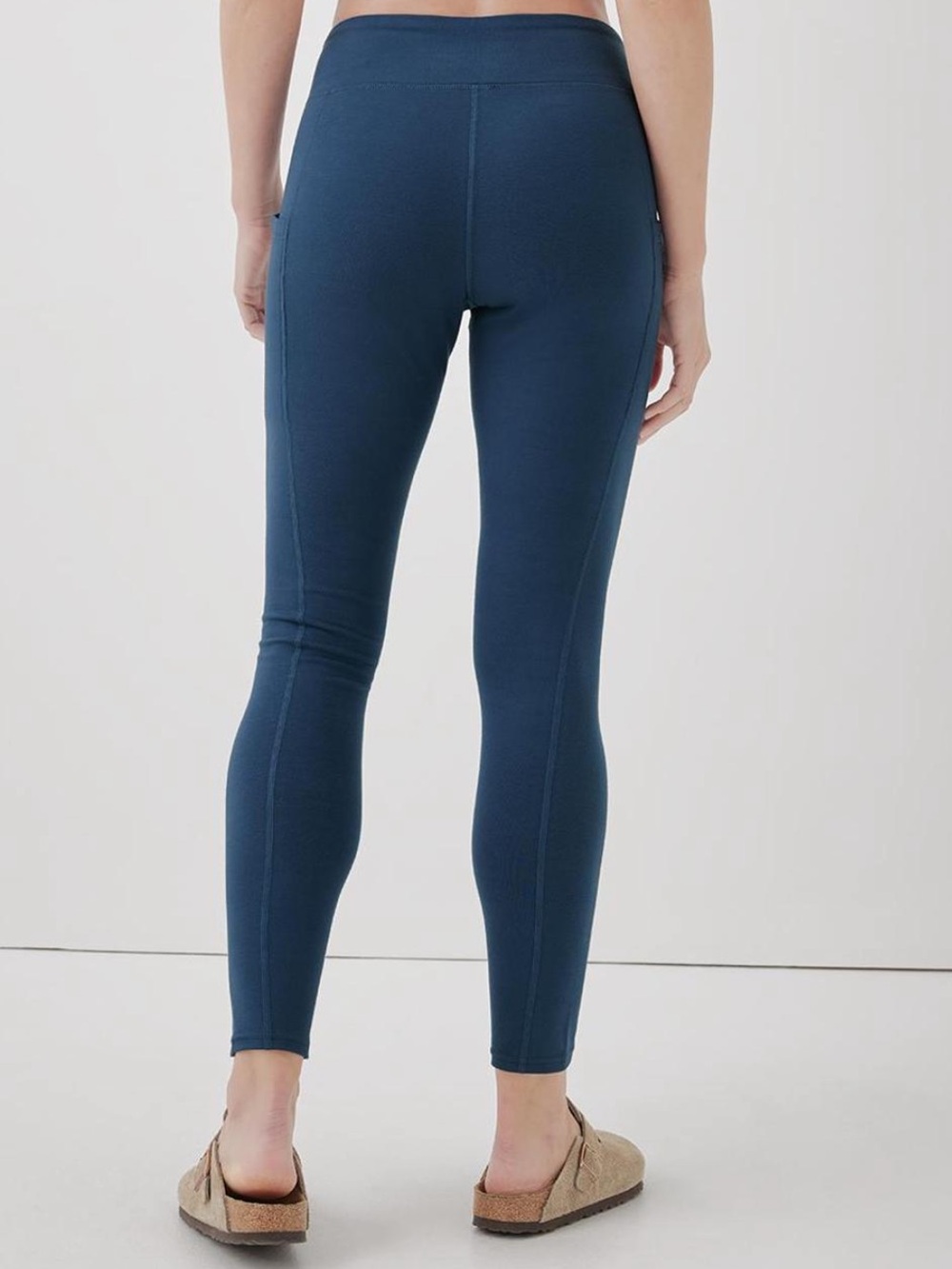 NWOT PACT Women's On the Go-To Pocket Legging